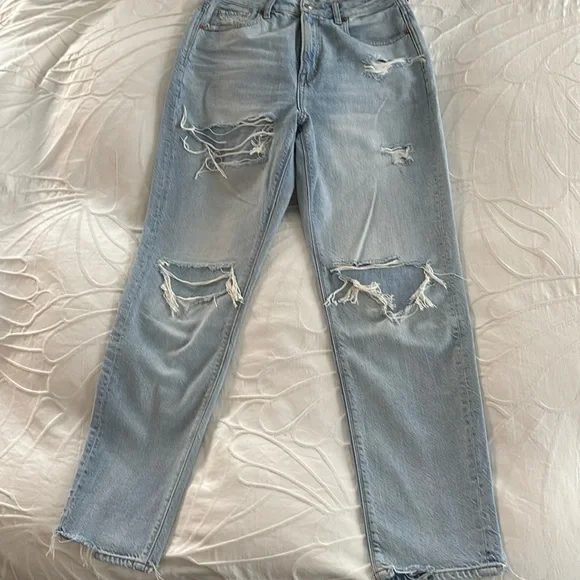 American Eagle Light Blue Jeans - Picture 1 of 6